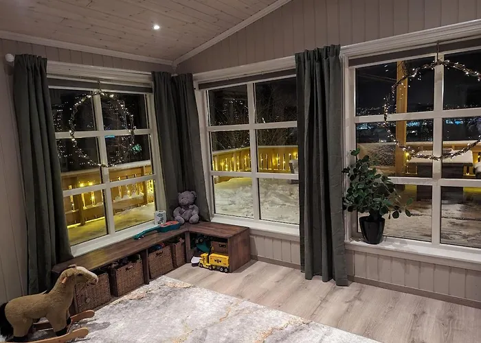 Borealis Feriehus Tromsdalen